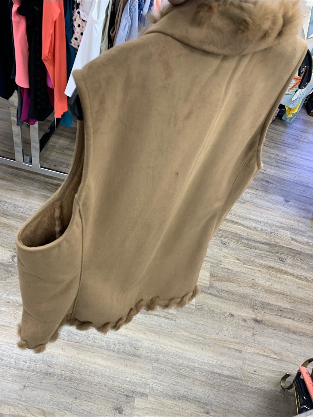 Signature Camel Faux Shearling Vest with Braided Trim - Picture 5 of 6